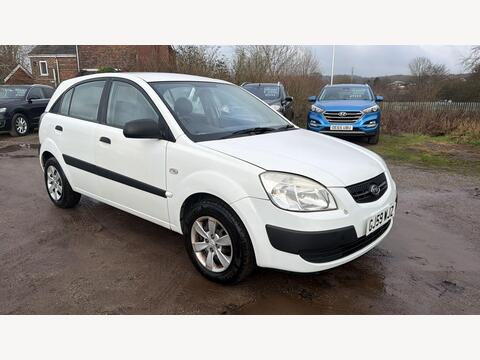 Kia Rio Hatchback 1.4 5dr