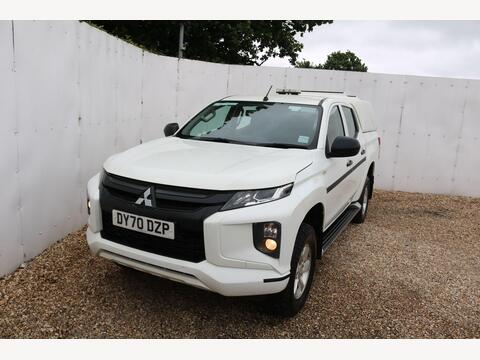 Mitsubishi L200 Pickup 2.2 DI-D DC 4Life 4WD Euro 6 (s/s) 4dr