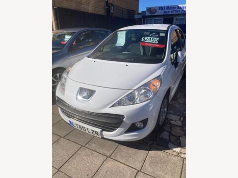 Peugeot 207 Hatchback 1.4 VTi Envy Euro 5 5dr