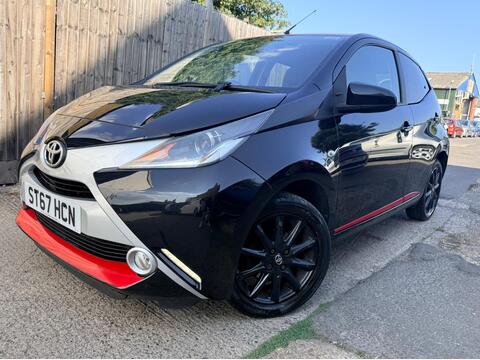 Toyota AYGO Hatchback 1.0 VVT-i x-press x-shift Euro 6 5dr