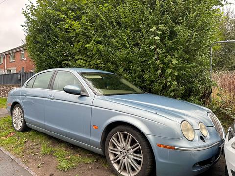 Jaguar S-Type Saloon 2.7D V6 SE 4dr