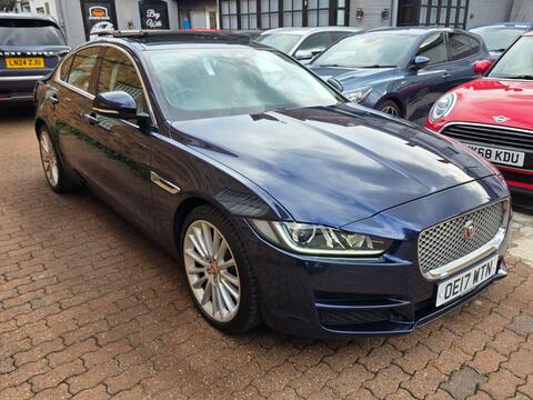 Jaguar XE Saloon 2.0d Portfolio Auto AWD Euro 6 (s/s) 4dr