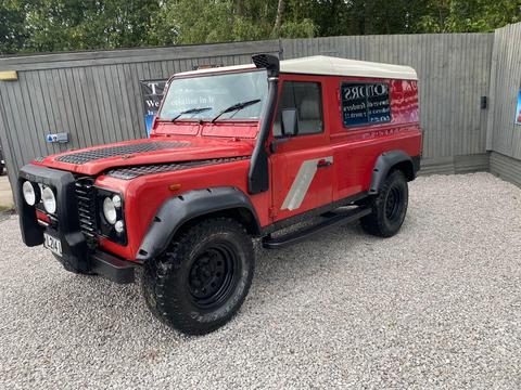 Land Rover Defender 110 SUV 2.5 TDi County 4X4 5dr