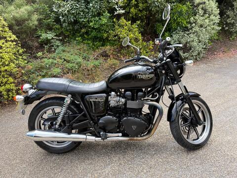Triumph Bonneville 865 Roadster/Retro 865