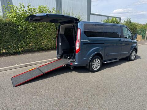 Ford Tourneo Custom Minibus 2.0 320 EcoBlue Titanium L1 Euro 6 (s/s) 5dr