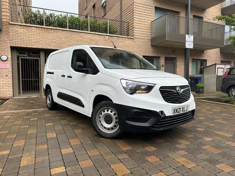 Vauxhall Combo Panel Van 1.5 Turbo D 2300 Dynamic L2 H1 Euro 6 4dr
