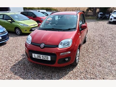 Fiat Panda Hatchback 0.9 TwinAir Lounge Hatchback 5dr Petrol Dualogic Euro 6 (s/s) (85 bhp)