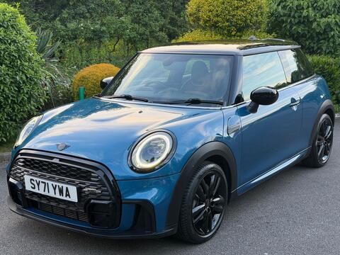 MINI Hatch Hatchback 1.5 Cooper Sport Euro 6 (s/s) 3dr