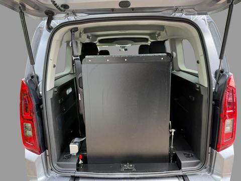 Vauxhall Combo Life MPV 1.2 Turbo SE XL MPV Auto Euro 6 (s/s) 5dr (7 Seat)