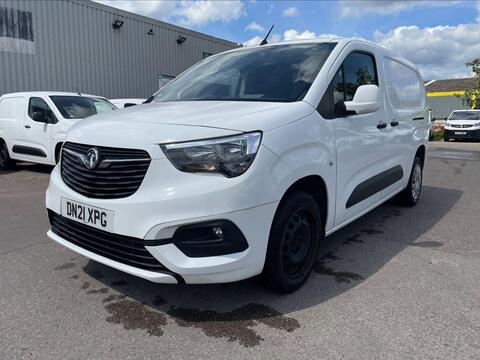 Vauxhall Combo Panel Van 1.5 Turbo D 2300 Sportive L2 H1 Euro 6 4dr