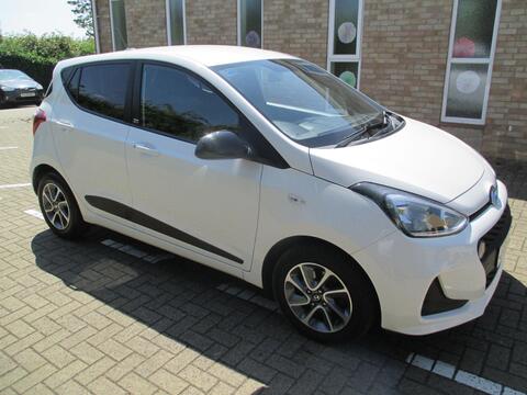 Hyundai i10 Hatchback 1.2 Premium SE Euro 6 5dr