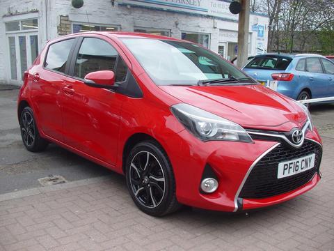 Toyota Yaris Hatchback 1.33 Dual VVT-i Design Euro 6 5dr