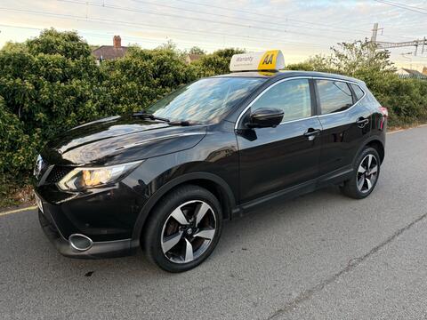 Nissan Qashqai SUV 1.2 DIG-T N-Connecta 2WD Euro 6 (s/s) 5dr