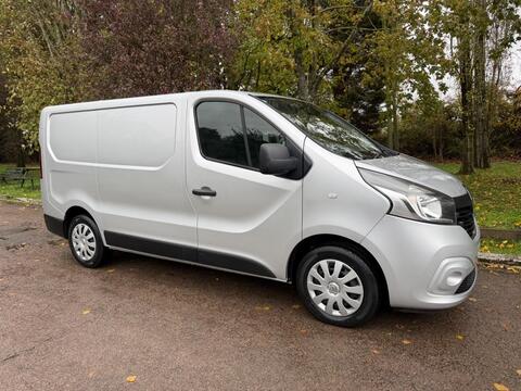 Renault Trafic Panel Van 1.6 dCi ENERGY 27 Business+ SWB Standard Roof Euro 5 (s/s) 5dr
