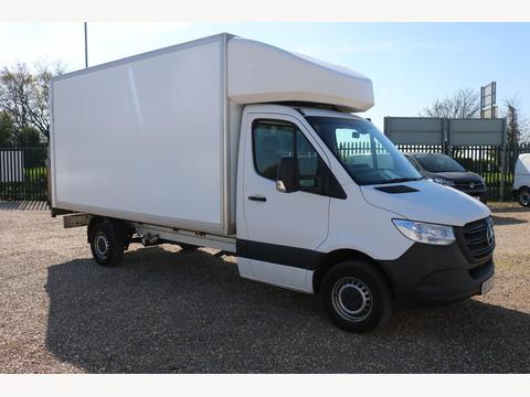 Mercedes-Benz Sprinter Chassis Cab 316 CDI L3 RWD 3.5T LUTON WITH TAIL LIFT
