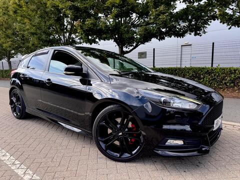 Ford Focus Hatchback 2.0T EcoBoost ST-3 Euro 6 (s/s) 5dr