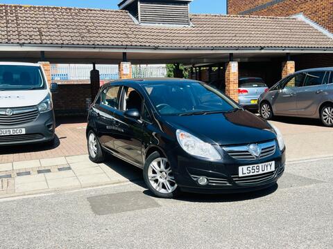 Vauxhall Corsa Hatchback 1.4i 16v Design 5dr (a/c)