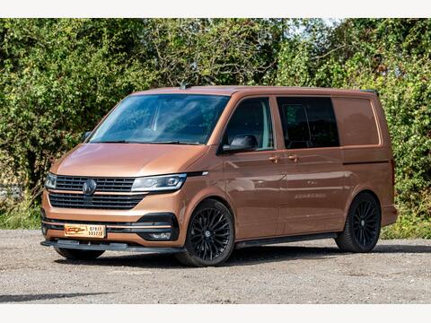 Volkswagen Transporter Combi Van 2.0 TDI T32 Highline Kombi DSG FWD SWB Euro 6 (s/s) 5dr