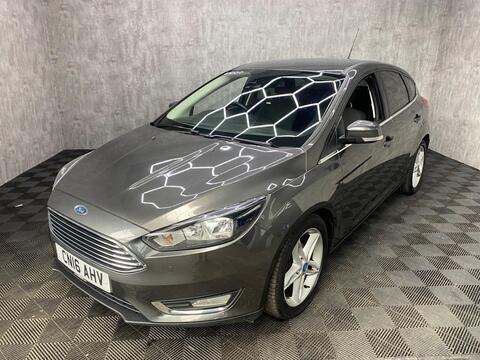 Ford Focus Hatchback 1.0T EcoBoost Titanium Euro 6 (s/s) 5dr