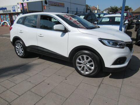 Renault Kadjar SUV 1.3 TCe Play EDC Euro 6 (s/s) 5dr