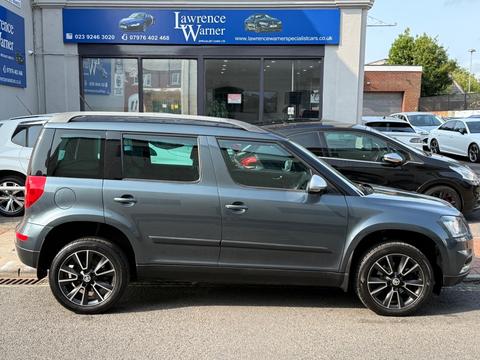 Skoda Yeti SUV 2.0 TDI Elegance Outdoor 4WD Euro 5 5dr