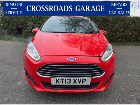 Ford Fiesta Hatchback 1.0T EcoBoost Titanium Euro 5 (s/s) 5dr
