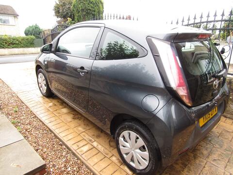2015 Toyota AYGO, photograph 3