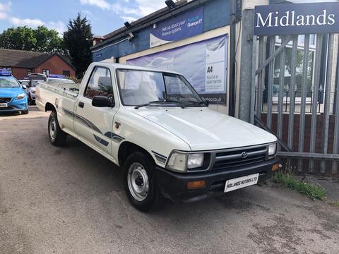 Toyota Hilux Pickup 1.8 4x2 2dr