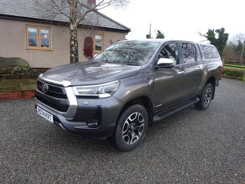 Toyota Hilux Pickup 2.4 D-4D Invincible Auto 4WD Euro 6 (s/s) 4dr
