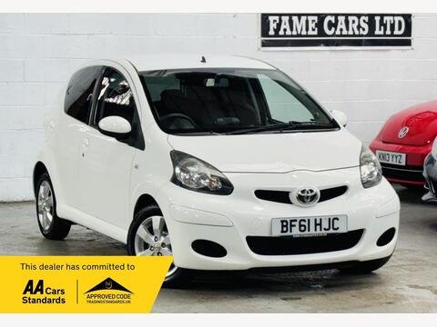 Toyota AYGO Hatchback 1.0 VVT-i Go MultiMode Euro 5 5dr (AC)