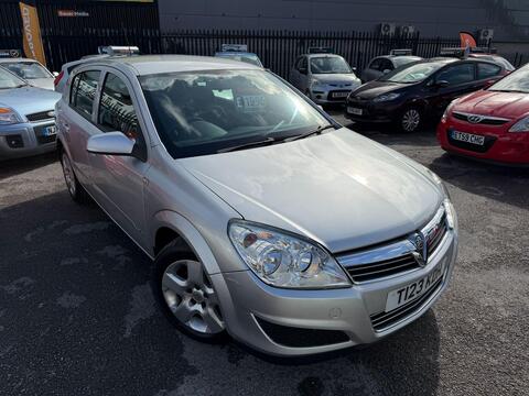 Vauxhall Astra Hatchback 1.6i 16v Breeze 5dr
