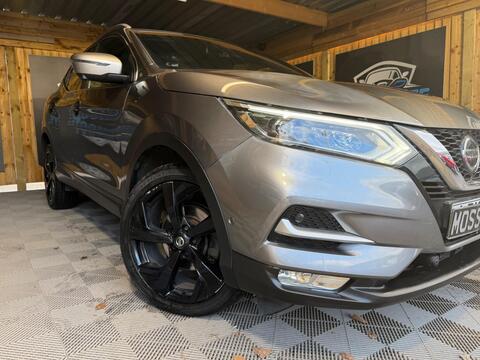 Nissan Qashqai SUV 1.6 dCi Tekna+ XTRON Euro 6 (s/s) 5dr