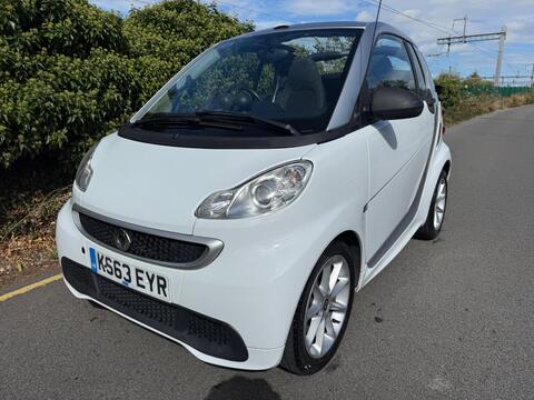 Smart fortwo Convertible 1.0 MHD Passion Cabriolet SoftTouch Euro 5 (s/s) 2dr