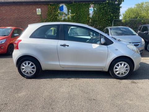 Toyota Yaris Hatchback 1.0 VVT-i T2 3dr