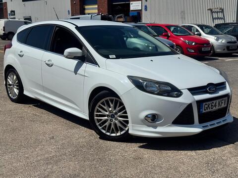 Ford Focus Hatchback 1.0T EcoBoost Zetec S Euro 5 (s/s) 5dr