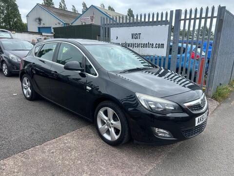 Vauxhall Astra Hatchback 1.6 16v SRi Euro 5 5dr