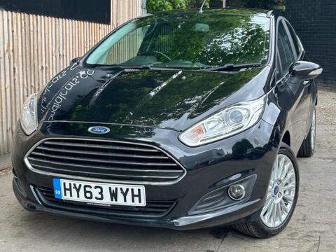 Ford Fiesta Hatchback 1.6 Titanium Powershift Euro 5 5dr