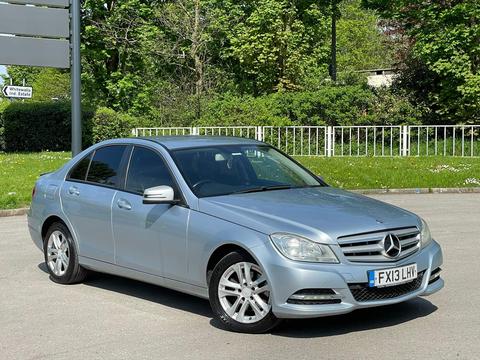 Mercedes-Benz C Class Saloon 2.1 C200 CDI BlueEfficiency Executive SE Euro 5 4dr