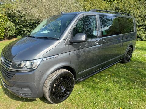 Volkswagen Caravelle MPV 2.0 TDI Executive DSG Euro 6 (s/s) 5dr