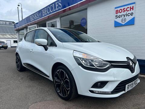 Renault Clio Hatchback 0.9 TCe Iconic Euro 6 (s/s) 5dr