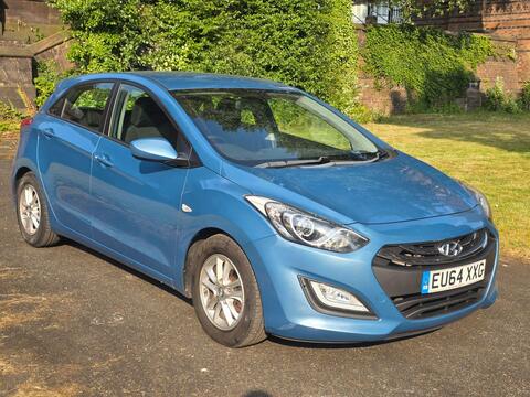 Hyundai i30 Hatchback 1.6 CRDi Blue Drive Active Euro 5 (s/s) 5dr