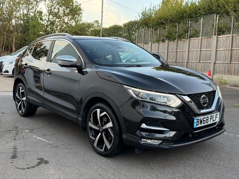 Nissan Qashqai SUV 1.3 DIG-T Tekna+ DCT Auto Euro 6 (s/s) 5dr