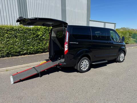Ford Tourneo Custom Minibus 2.0 320 EcoBlue Titanium L1 Euro 6 (s/s) 5dr