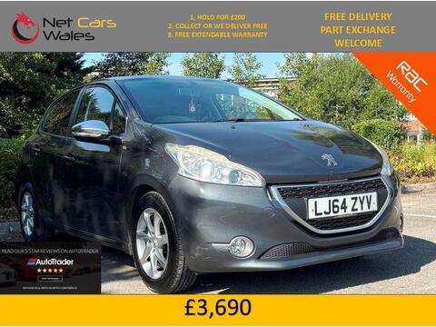 Peugeot 208 Hatchback 1.2 VTi PureTech Style Euro 5 5dr
