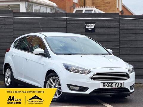 Ford Focus Hatchback 1.0T EcoBoost Zetec Euro 6 (s/s) 5dr