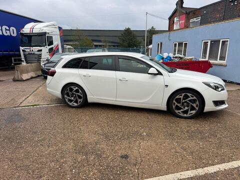 Vauxhall Insignia Estate 2.0 CDTi SRi VX Line Nav Sports Tourer Auto Euro 6 5dr