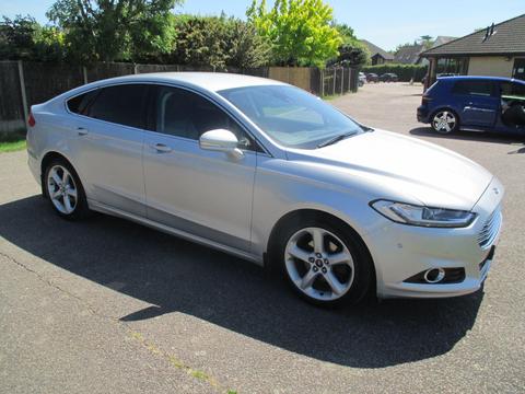 Ford Mondeo Hatchback 2.0 TDCi Titanium Euro 6 (s/s) 5dr