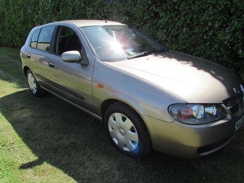 Nissan Almera Hatchback 1.8 SE 5dr