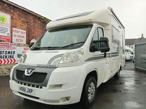 Auto-Sleepers Broadway EK Low Profile Peugeot boxer 2.2 Hdi