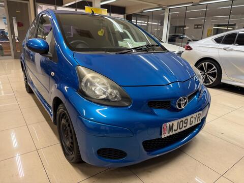 Toyota AYGO Hatchback 1.0 VVT-i Blue Euro 4 5dr